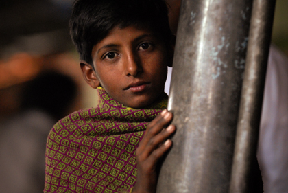 Today, more than 60 million children are forced to work in India, more than 12 million of whom work in a state of servitude and these children grow up and live in inhumane conditions. Read about children in India in this story.